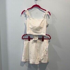 SET Hollister ultra high rise eyelet wrap skort+eyelet tie-back cropped cami M